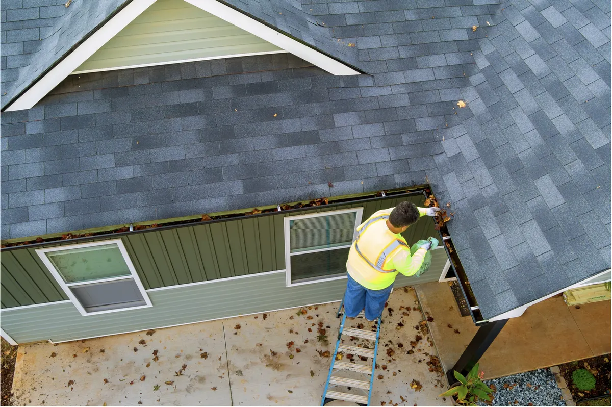 Fascia board inspection during replacement